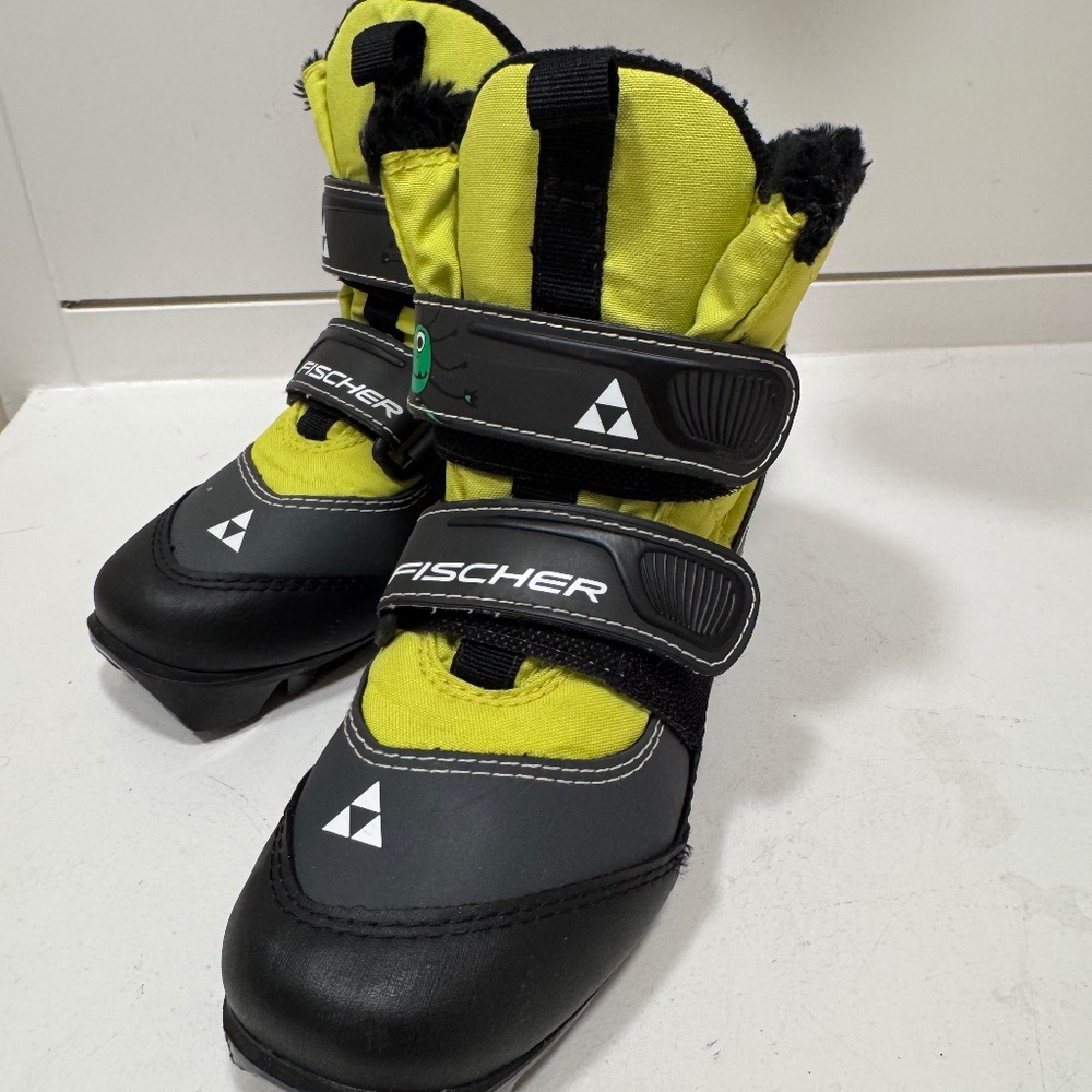Kids Fischer Snowstar Nordic Ski Boots
